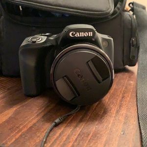 Canon Powershot w/ all items in pictures included